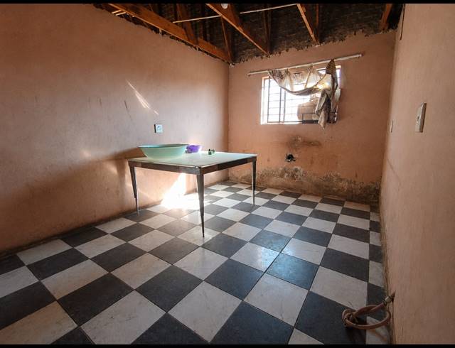 2 BEDROOM HOUSE FOR SALE IN MEYERTON PARK